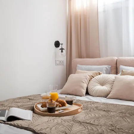 Comfortable Air-Conditioned 2-Bedroom Apartament 1 Km To Central Station Metro Bus Tram Warsaw Exterior photo